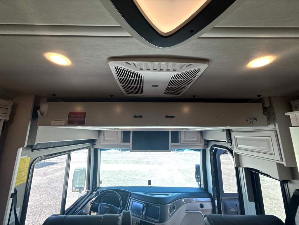 2024 FLEETWOOD DISCOVERY 38N - Image 34