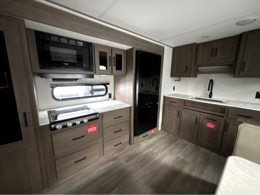 2026 GRAND DESIGN TRANSCEND 26RBX - Image 10