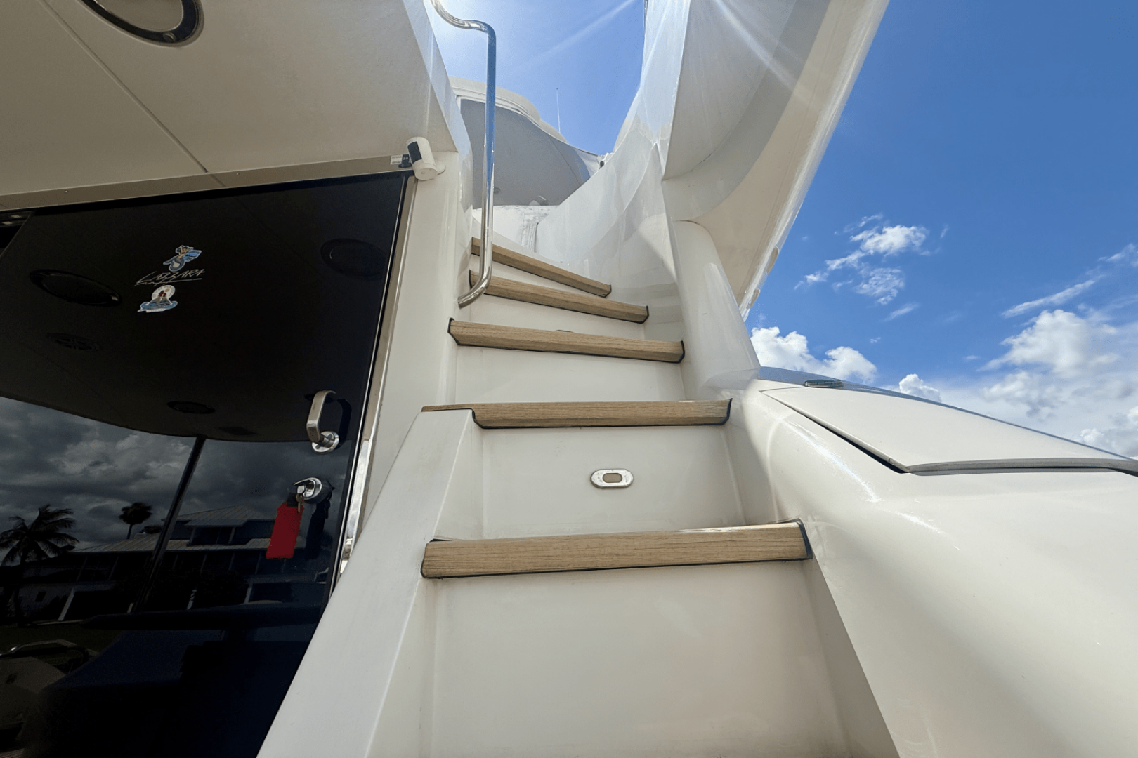2005 68 FLYBRIDGE - Image 10