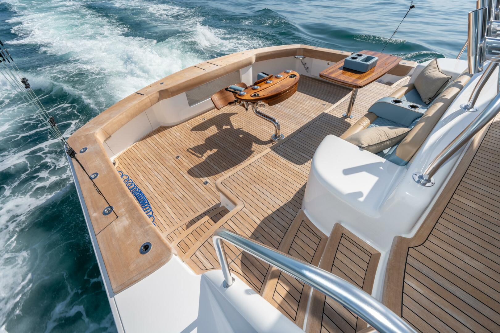 2025 Viking 90 Convertible - Image 103