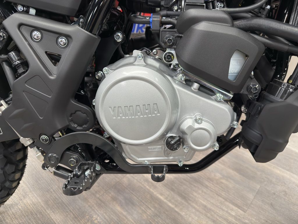 2026 Yamaha WR125R - Image 9
