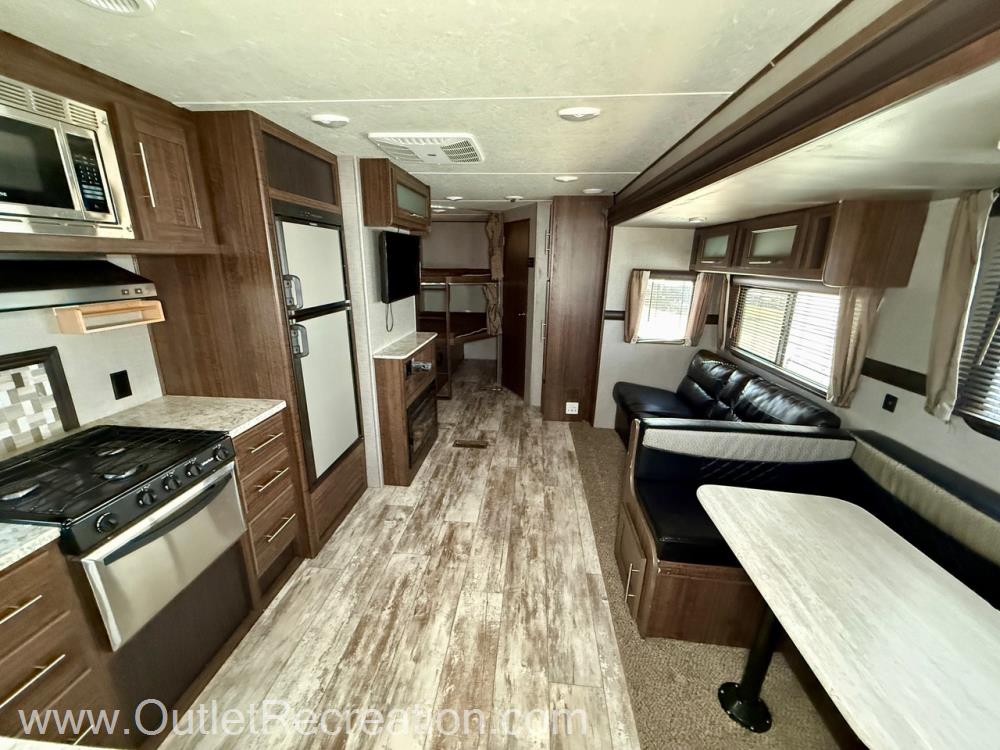 2018 CrossRoads Zinger ZR280BH - Image 9