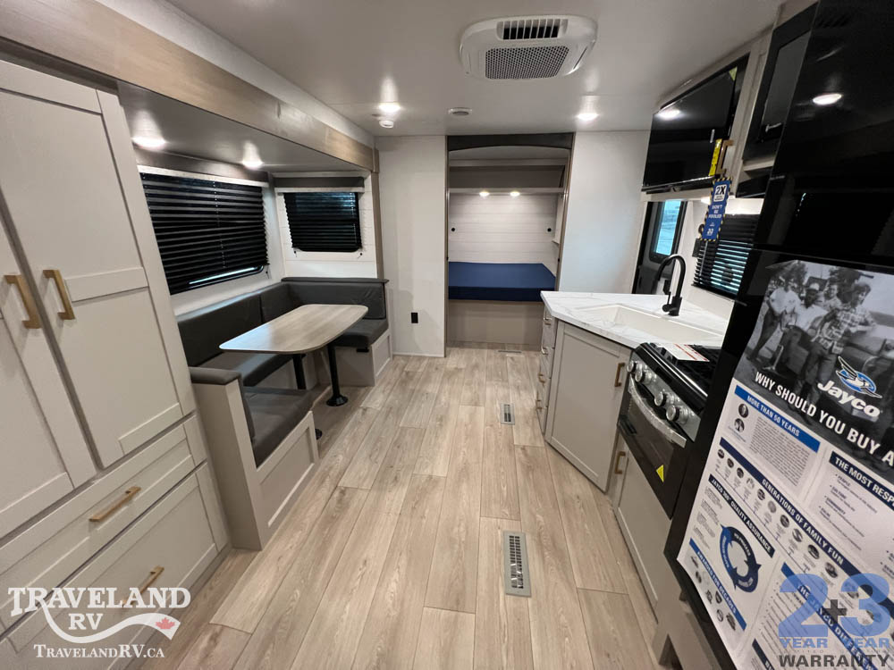 2027 Jayco Jay Flight SLX 245BHSW - Image 4