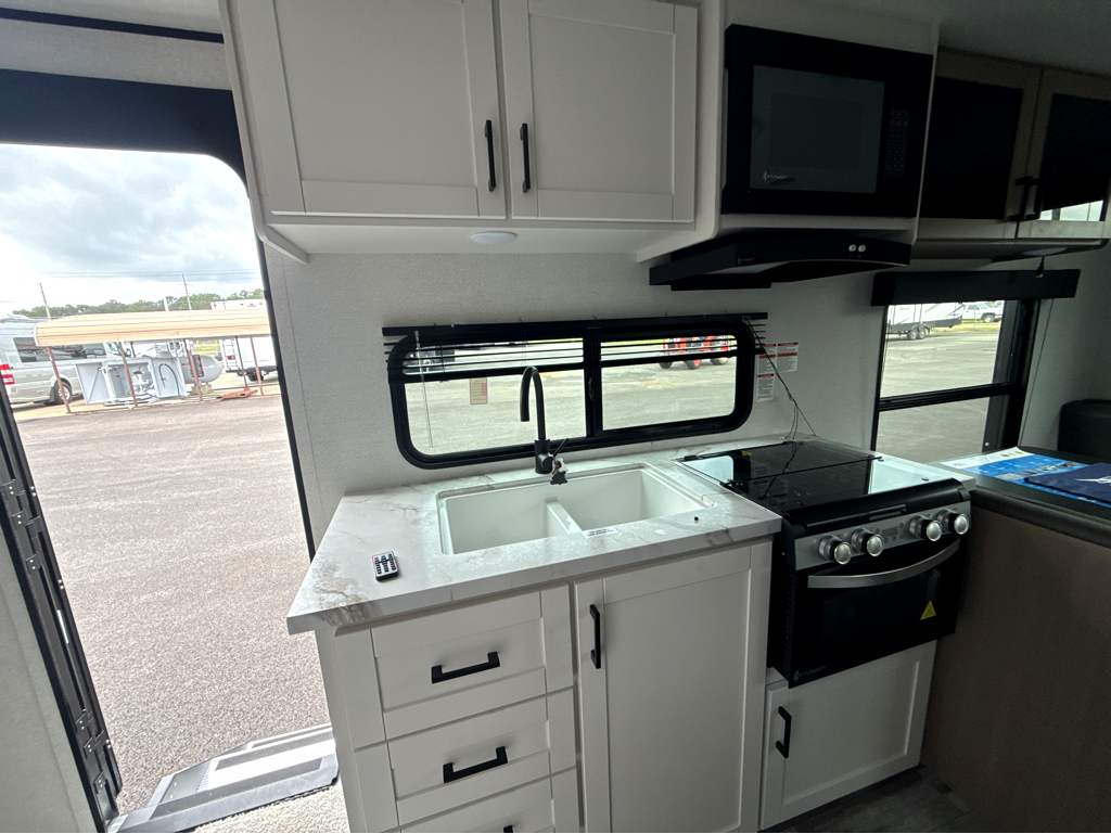 2026 JAYCO JAY FLIGHT SLX 210QB - Image 14