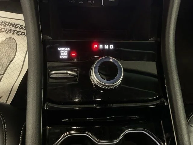 2022 Jeep Grand-Cherokee-L Laredo Altitude 4x4 - Image 19