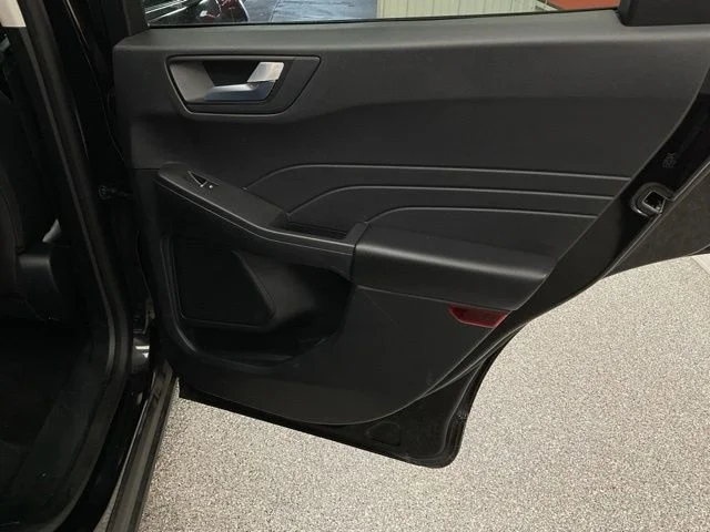 2022 Ford Escape Utility 4D SEL 2WD - Image 23