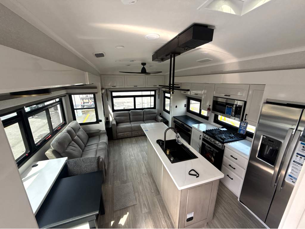 2027 JAYCO PINNACLE 32RLTS - Image 25