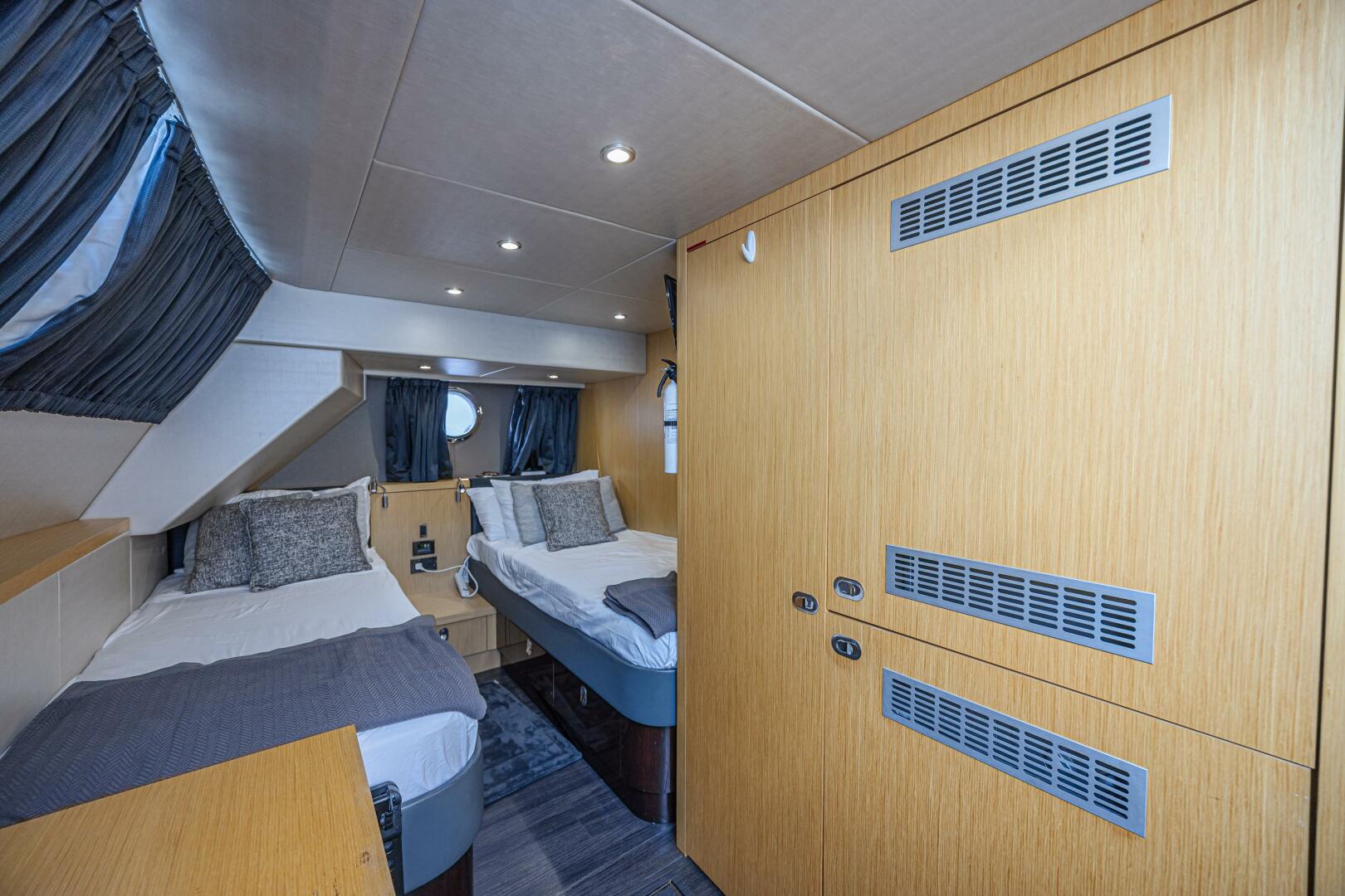 2017 Sunseeker 75 Yacht - Image 53