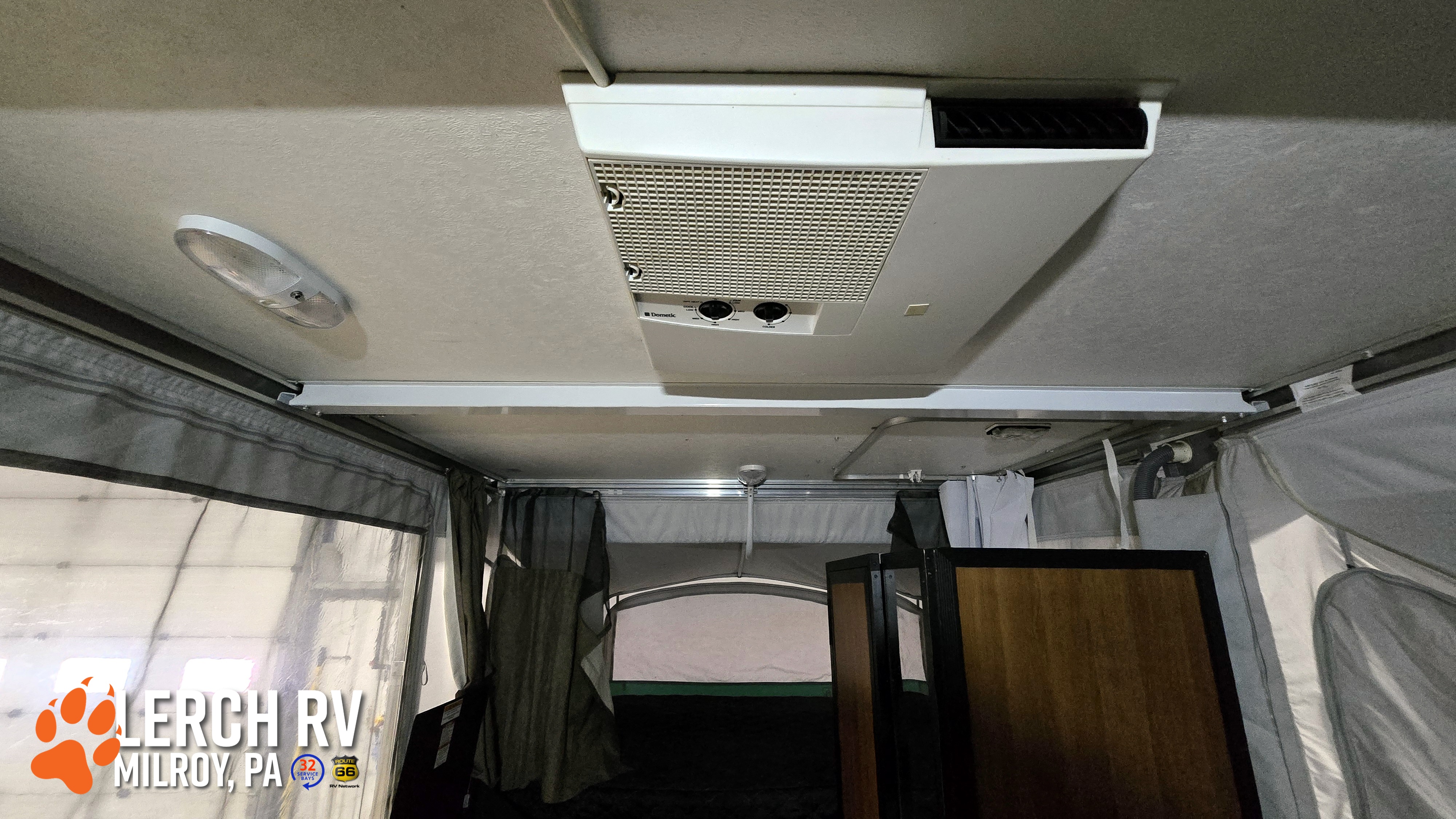2011 Coleman Highlander Avalon - Image 24