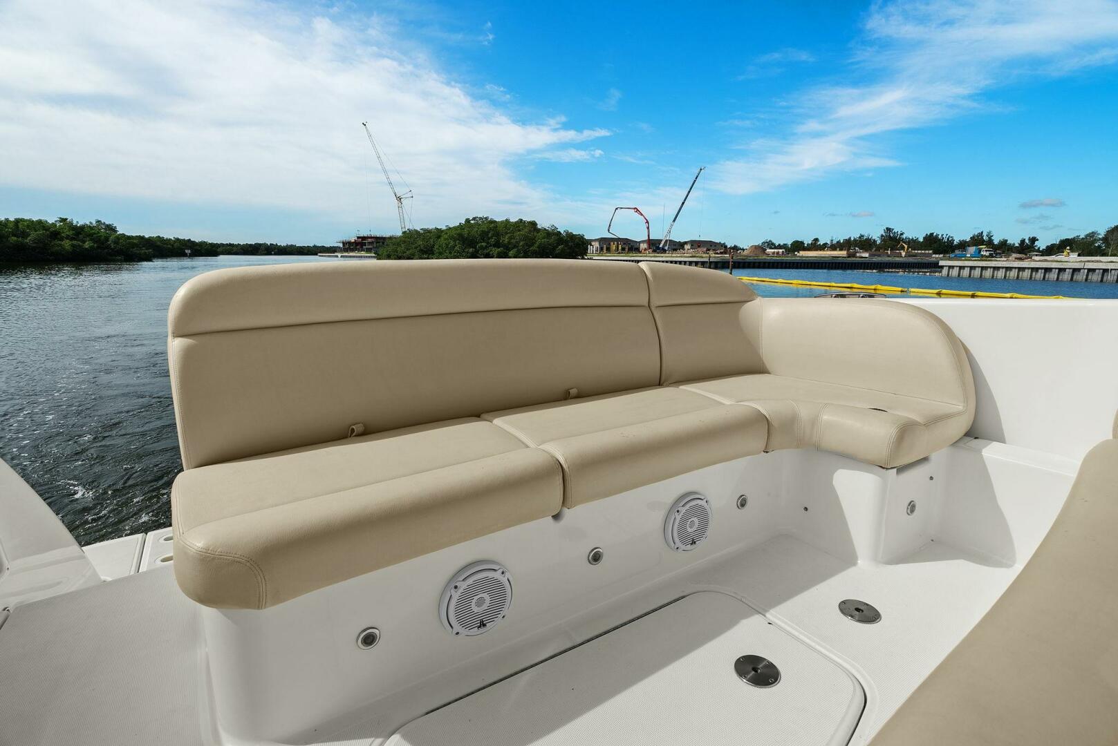 2008 Tiara Yachts 3500 Sovran - Image 26