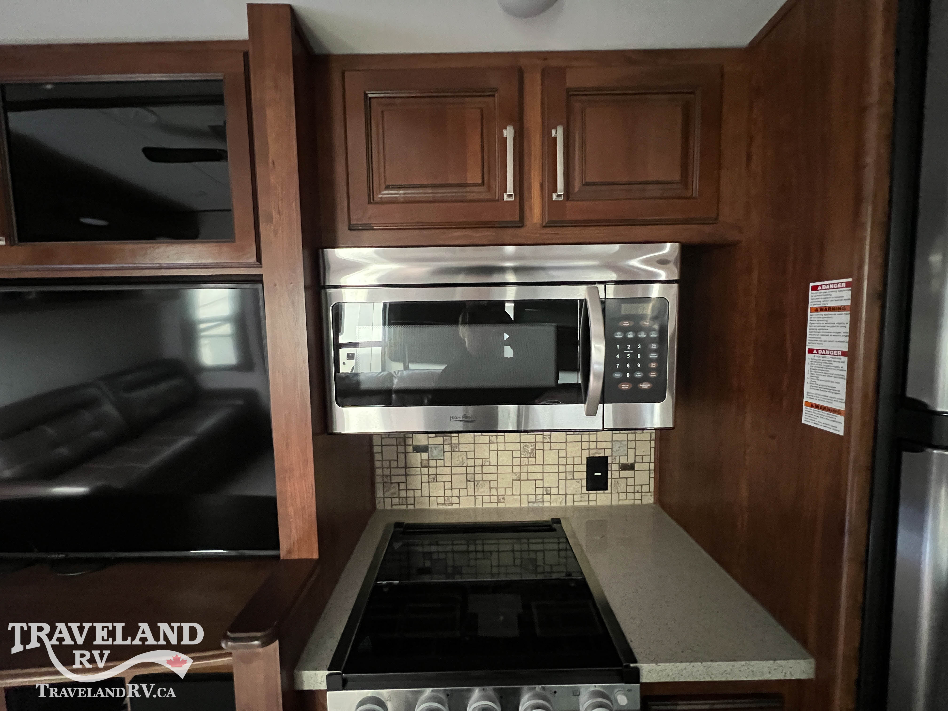2019 Keystone Avalanche 385BG - Image 18