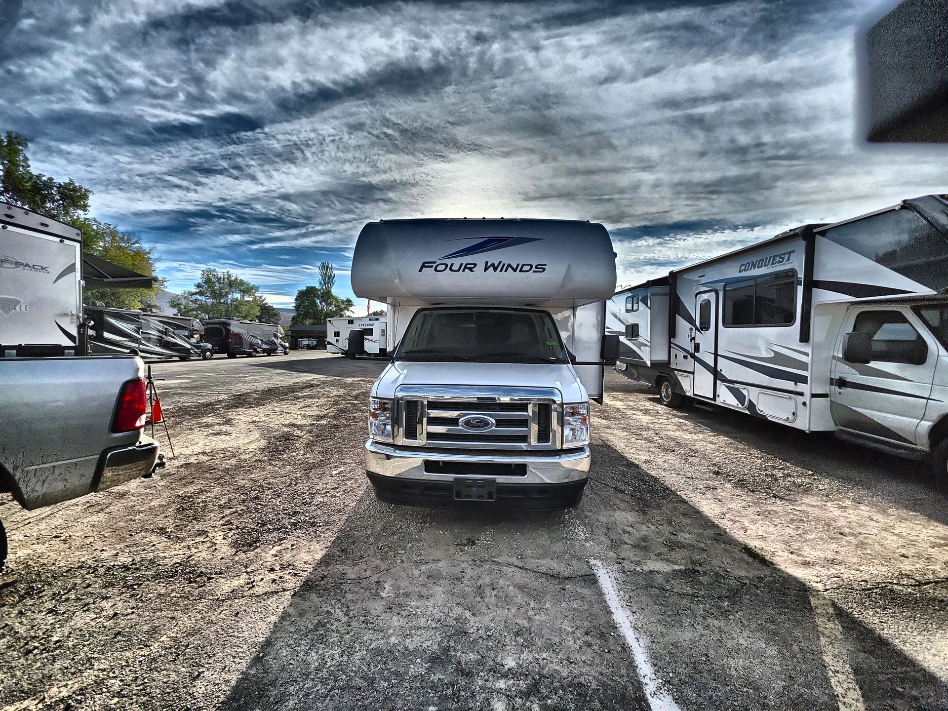 2025 Thor Motor Coach Four Winds 28Z - Image 3