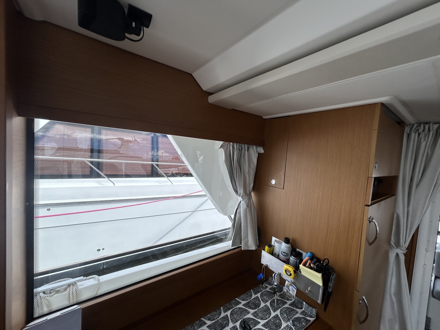 2022 Beneteau ST - Image 42