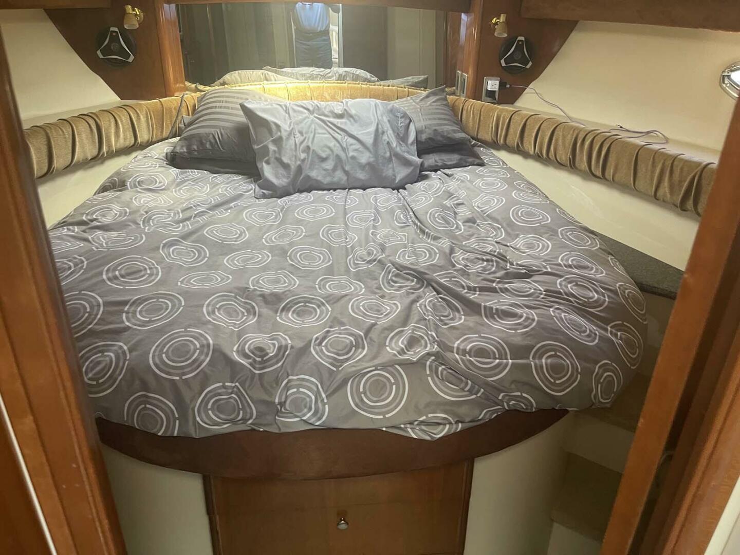 2006 Meridian 411 Sedan - Image 36