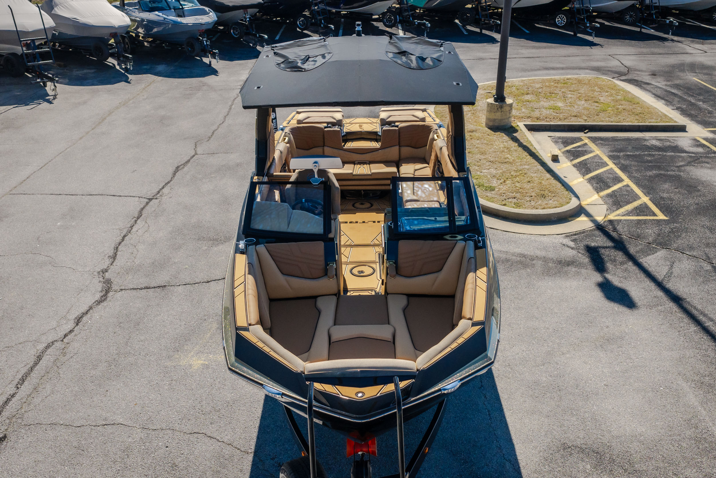 2027 Tigé Ultré 25ZX - Image 7