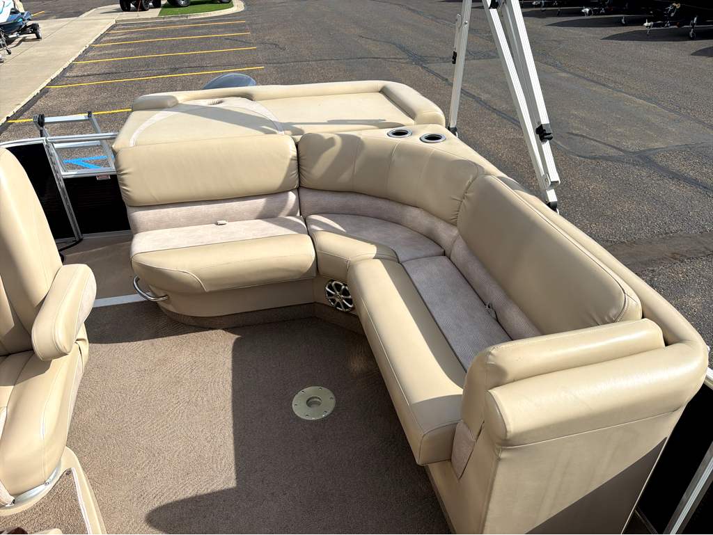 2013 Bennington 2275RL - Image 13