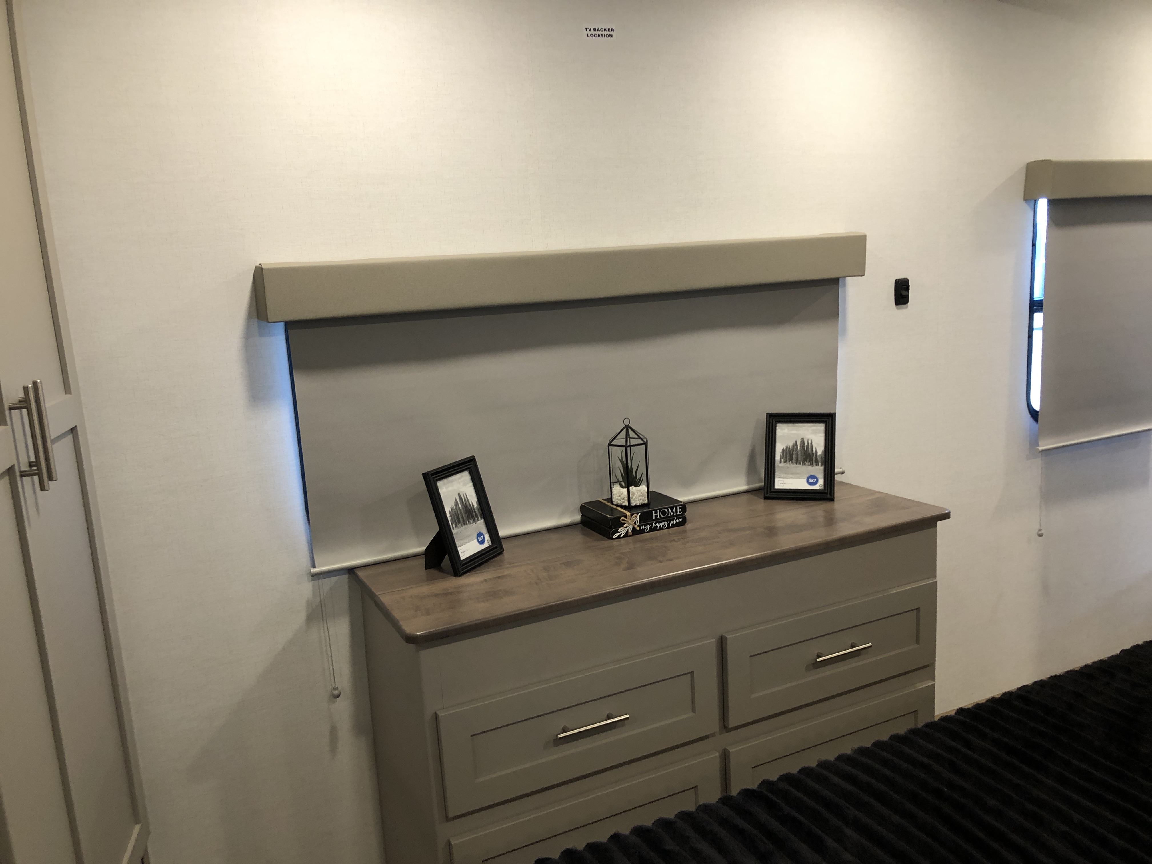 2026 Alliance RV Avenue 332RL - Image 29