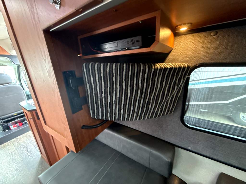 2018 ROADTREK ZION - Image 21