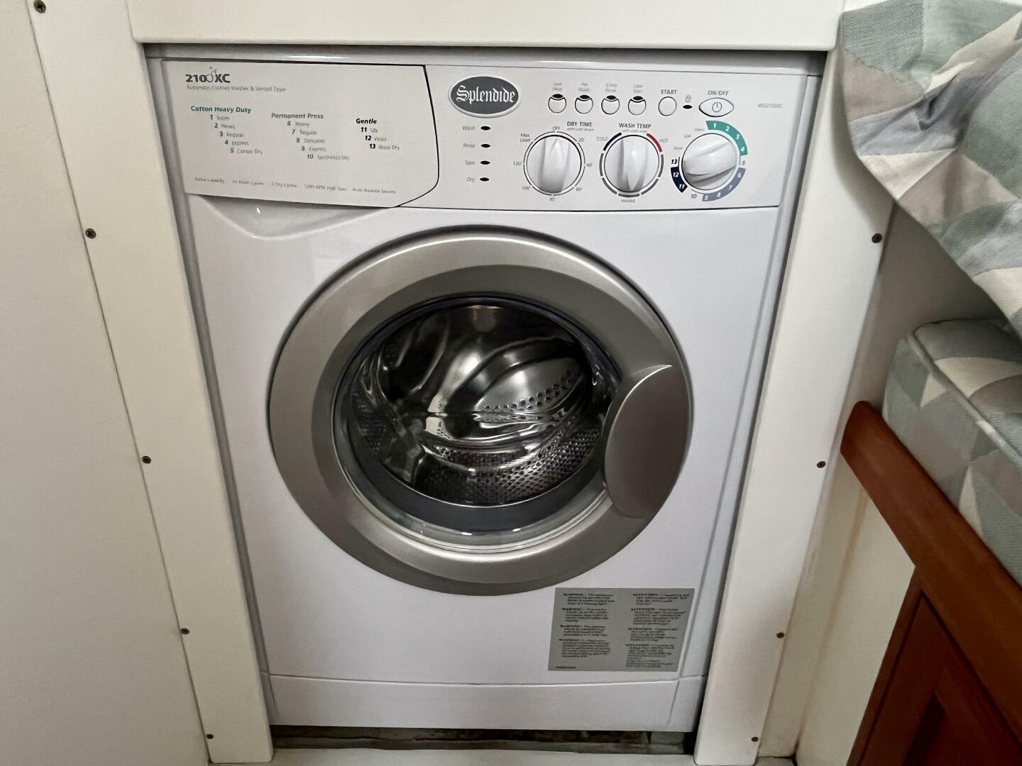2016 Wesmac 42 - Image 22