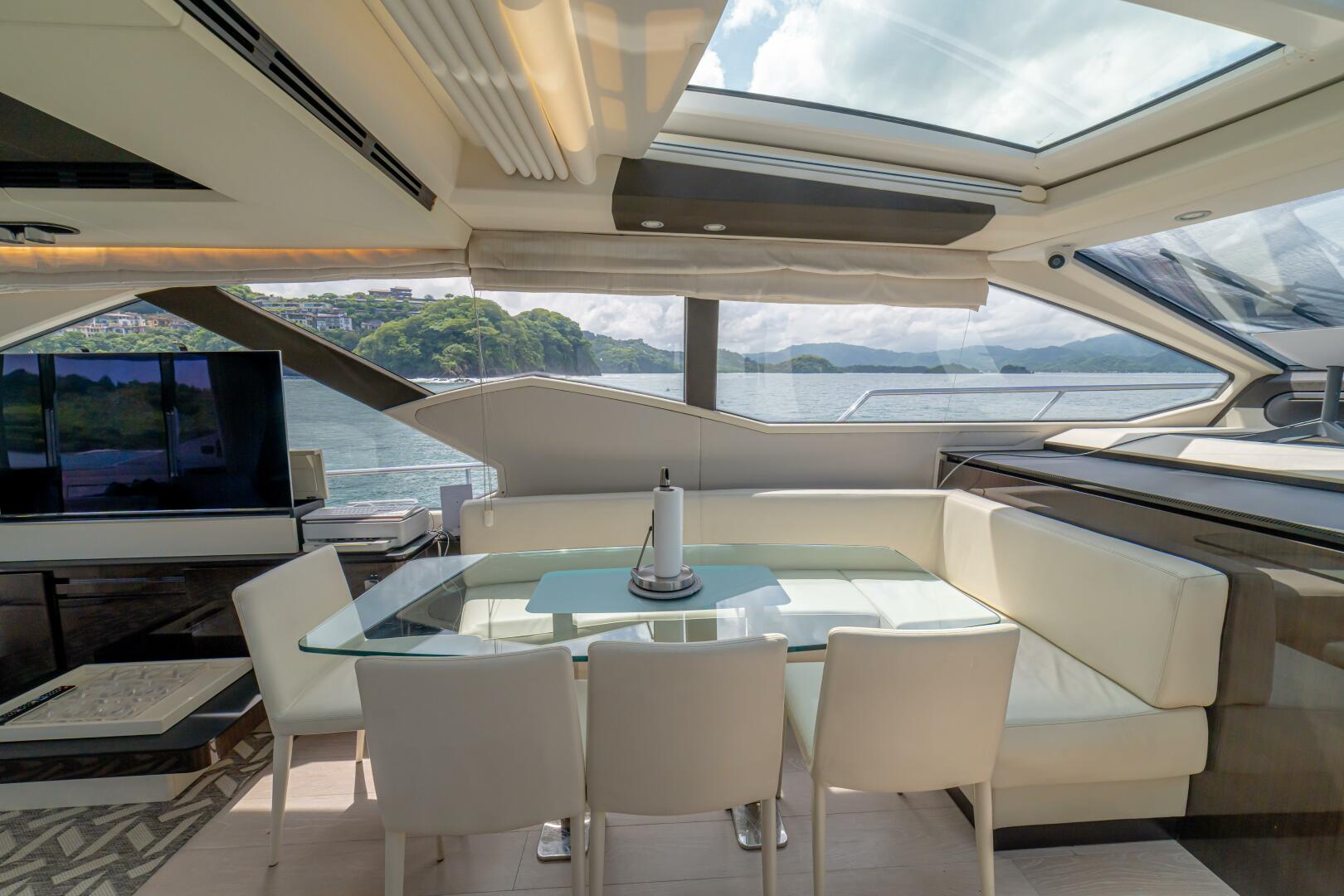 2017 Azimut 77S - Image 15