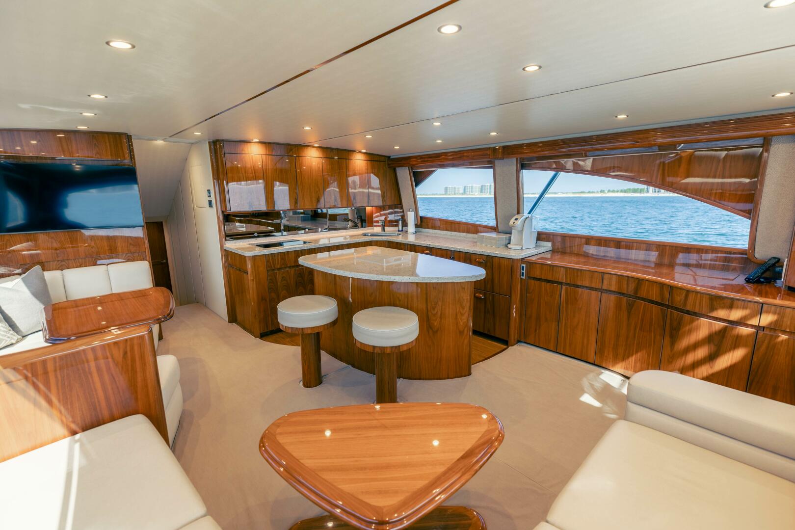 2018 Viking 62 Convertible - Image 9