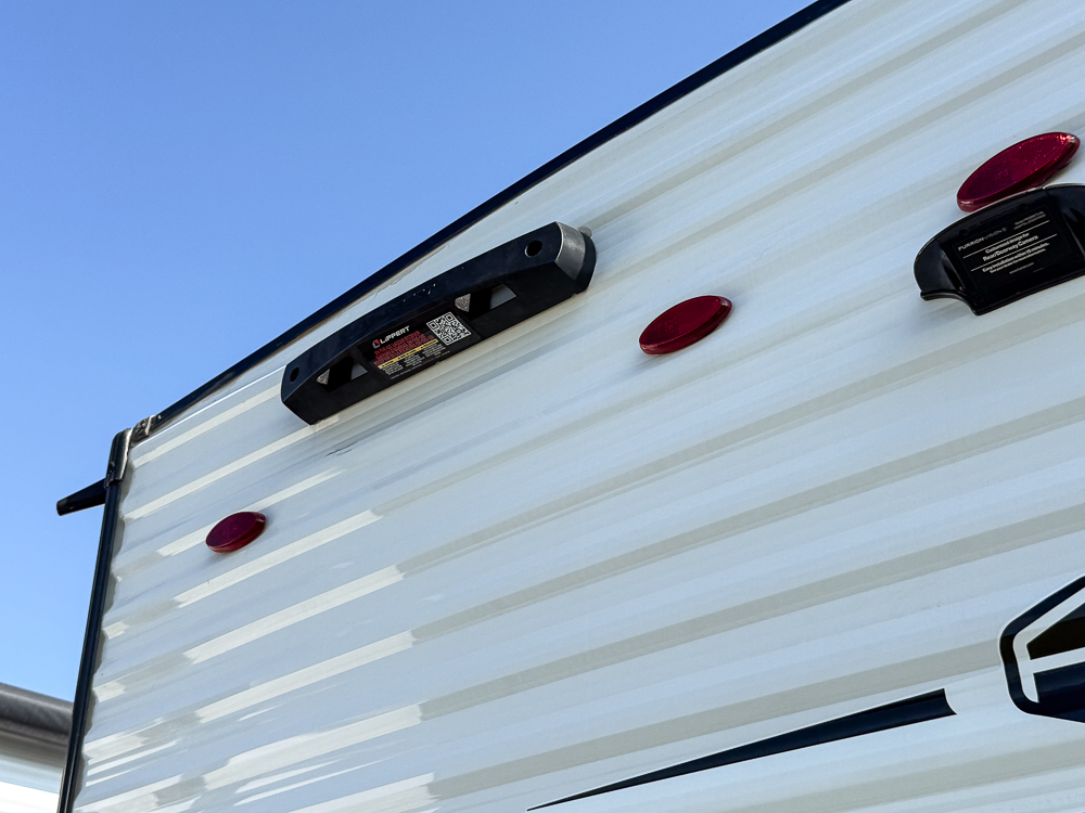2025 COACHMEN 25QBH - Image 17