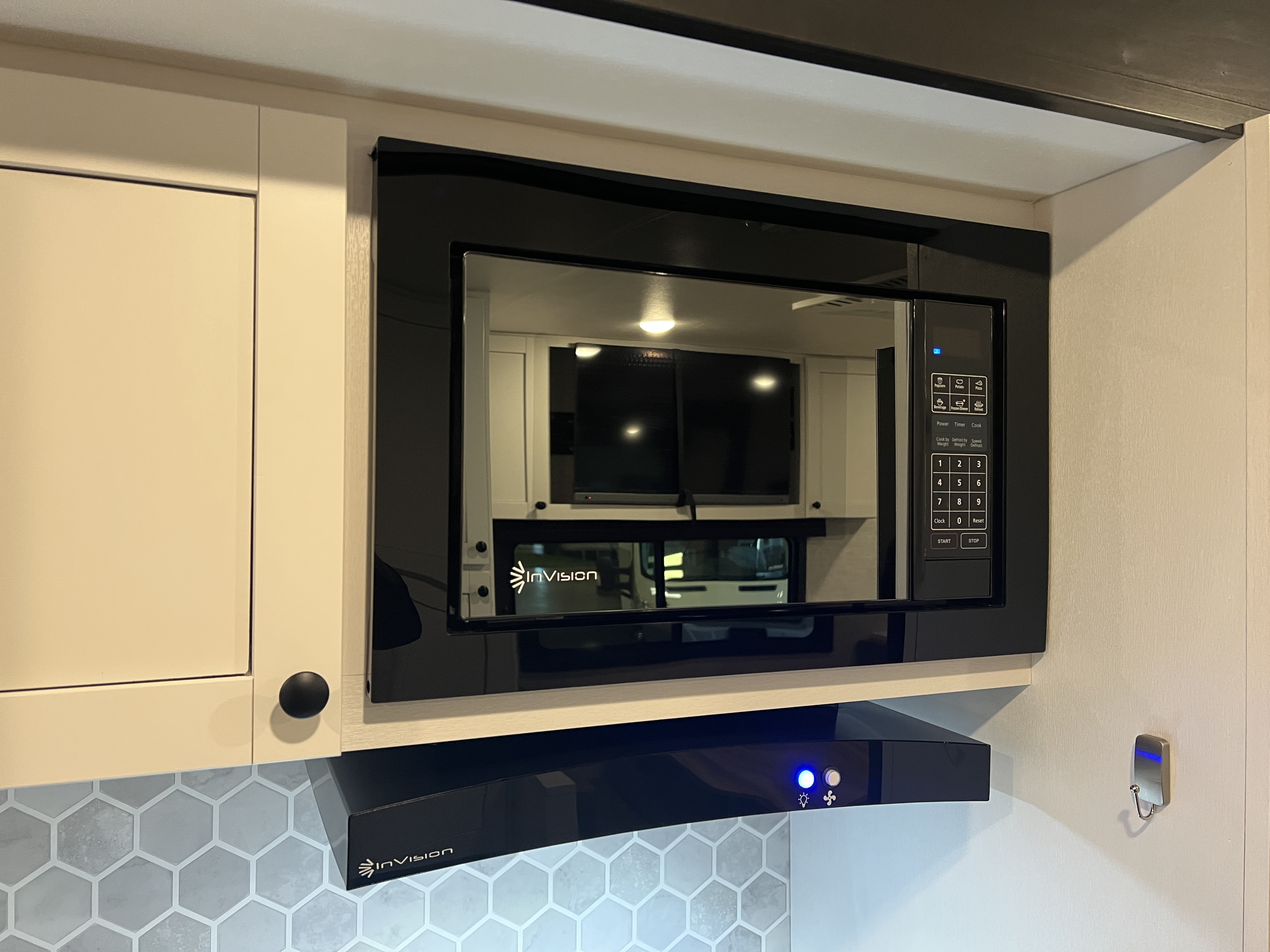 2025 Highland Ridge Range Lite 225CK - Image 15