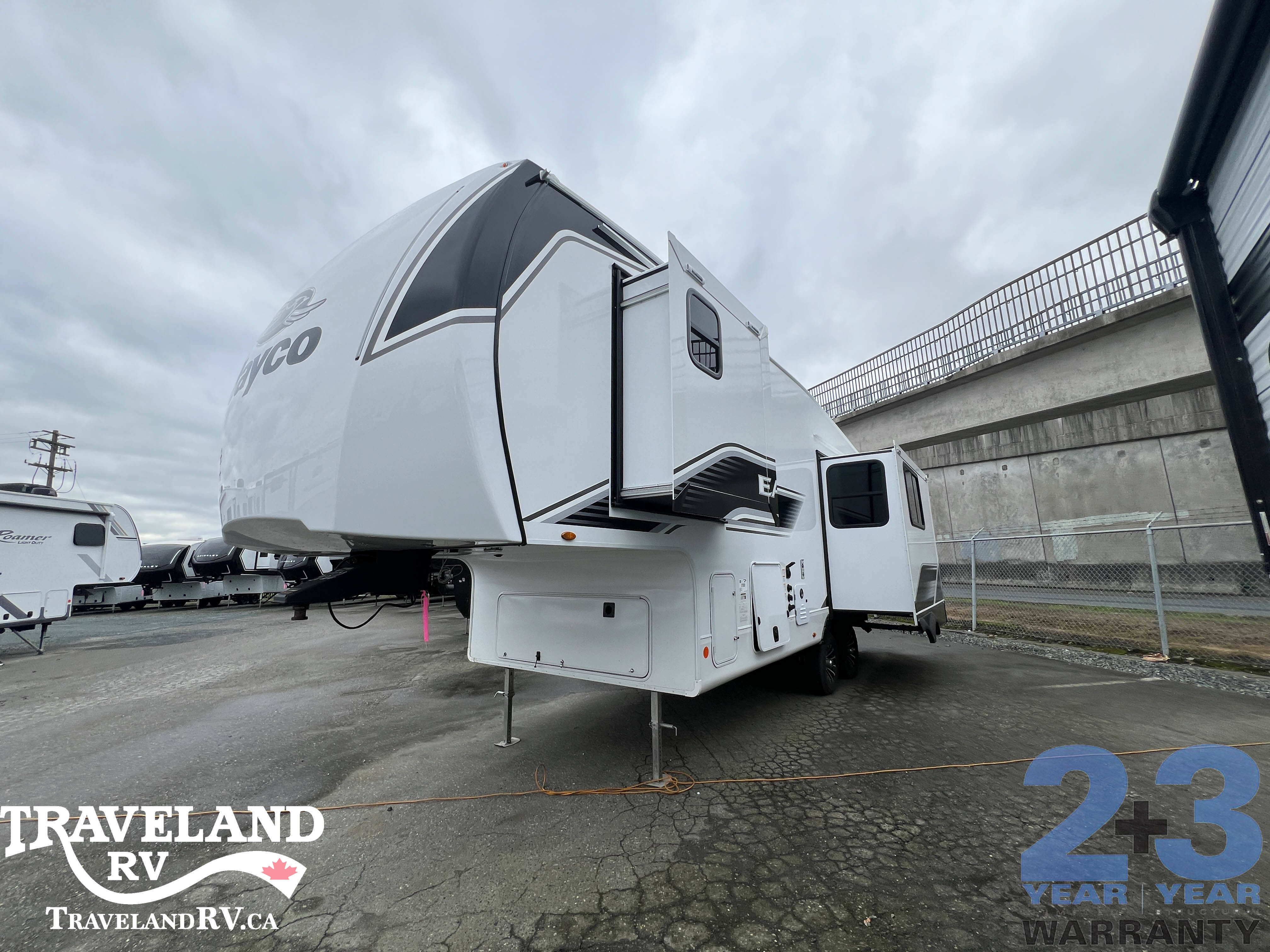 2026 Jayco Eagle SLE 24MLE - Image 2