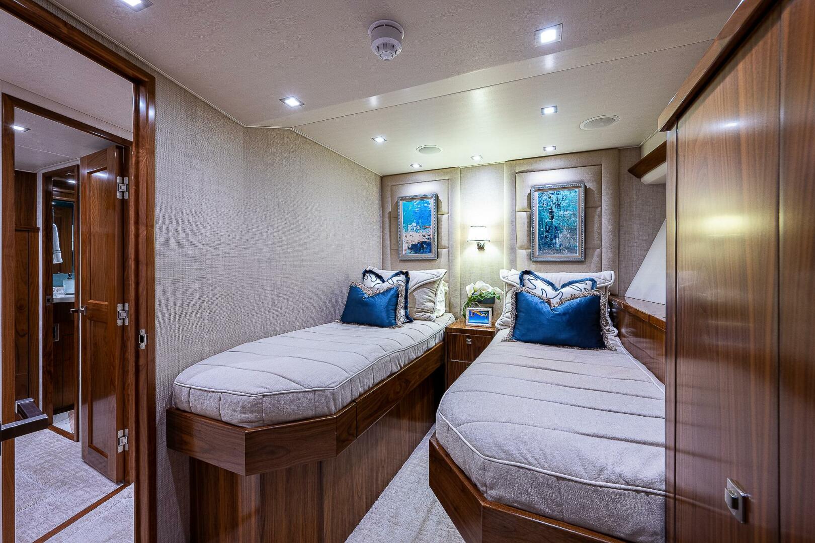 2017 Viking 75 Motoryacht - Image 25
