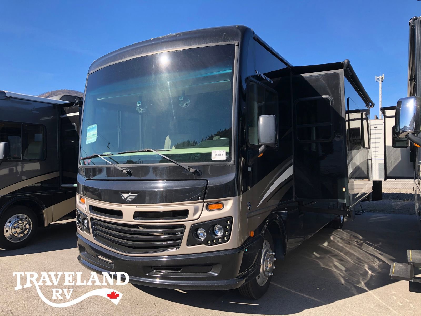 2016 Fleetwood Bounder 34T - Image 3