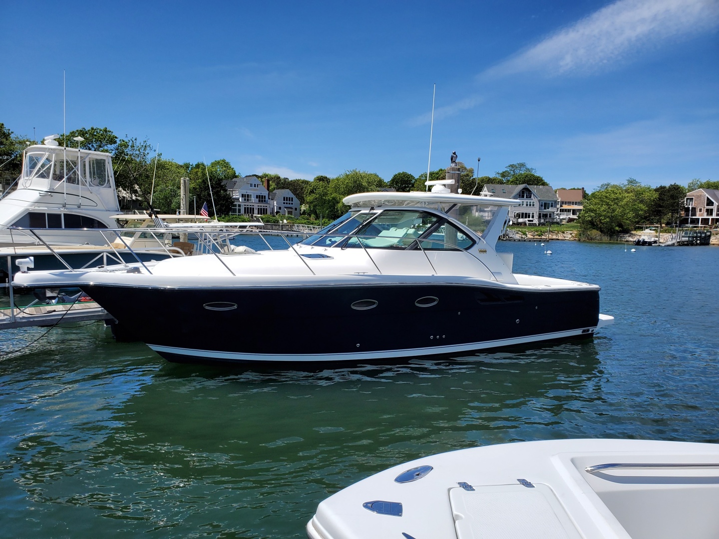 2007 Tiara Yachts 3200 Open - Image 3