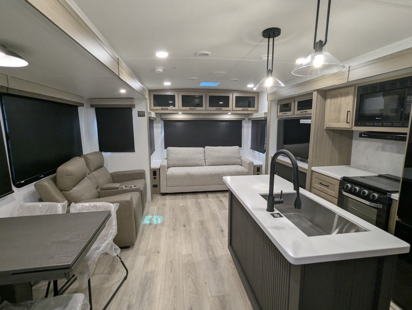 2027 Forest River Rockwood Ultra Lite 2916RL - Image 23