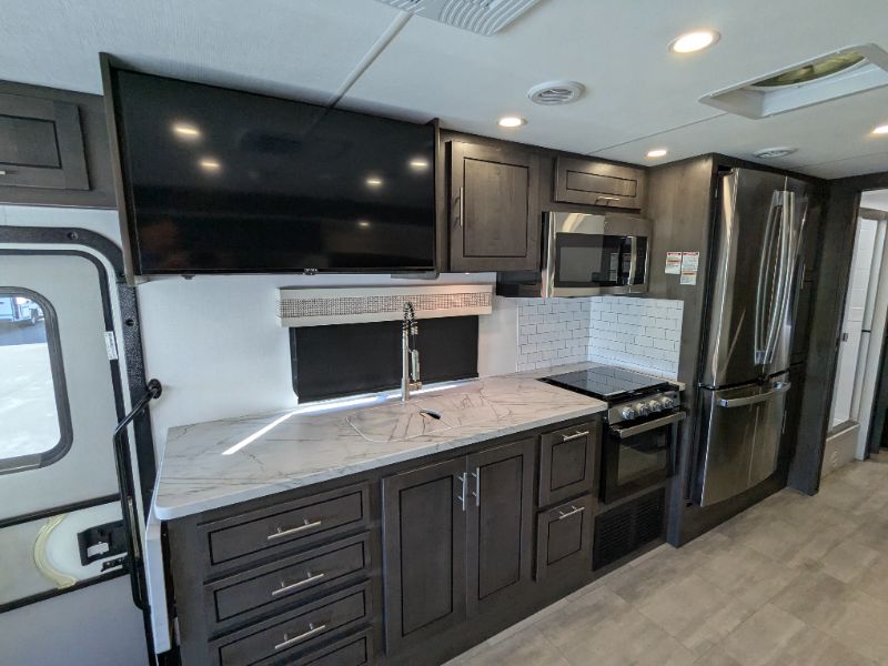 2025 Forest River Georgetown 3 Series GT3 32A3 - Image 14
