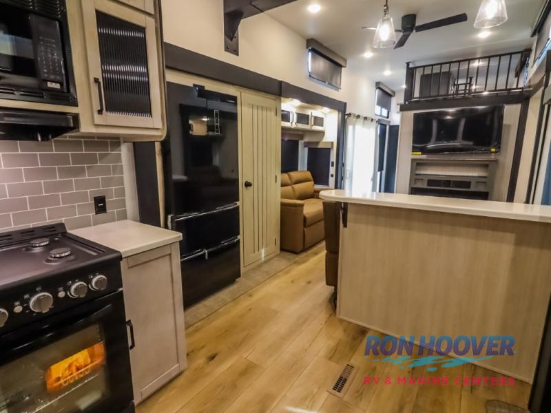 2026 PALOMINO 403LFT - Image 12
