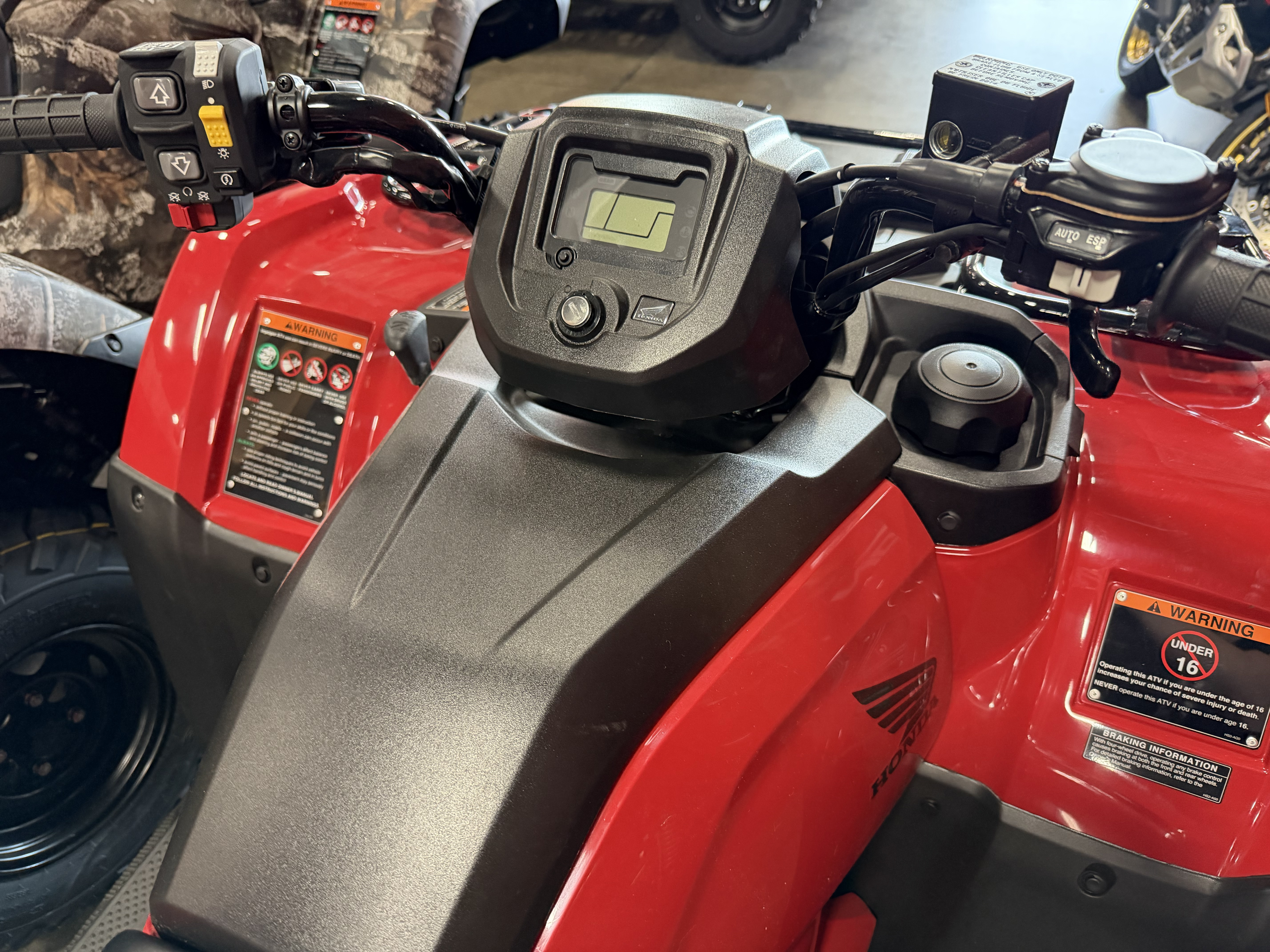 2026 Honda FourTrax Rancher 4x4 Automatic DCT IRS EPS - Image 3