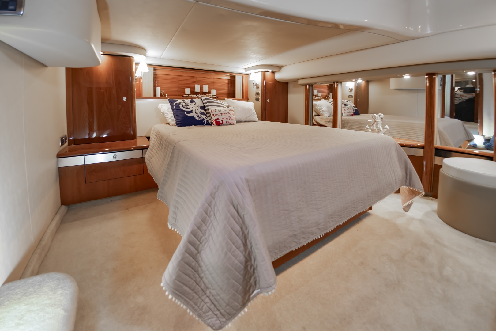 2007 Sea Ray 58 Sedan Bridge - Image 35