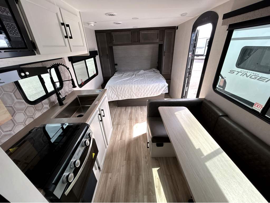 2026 VENTURE RV SPORTTREK STINGER 192VRB - Image 16