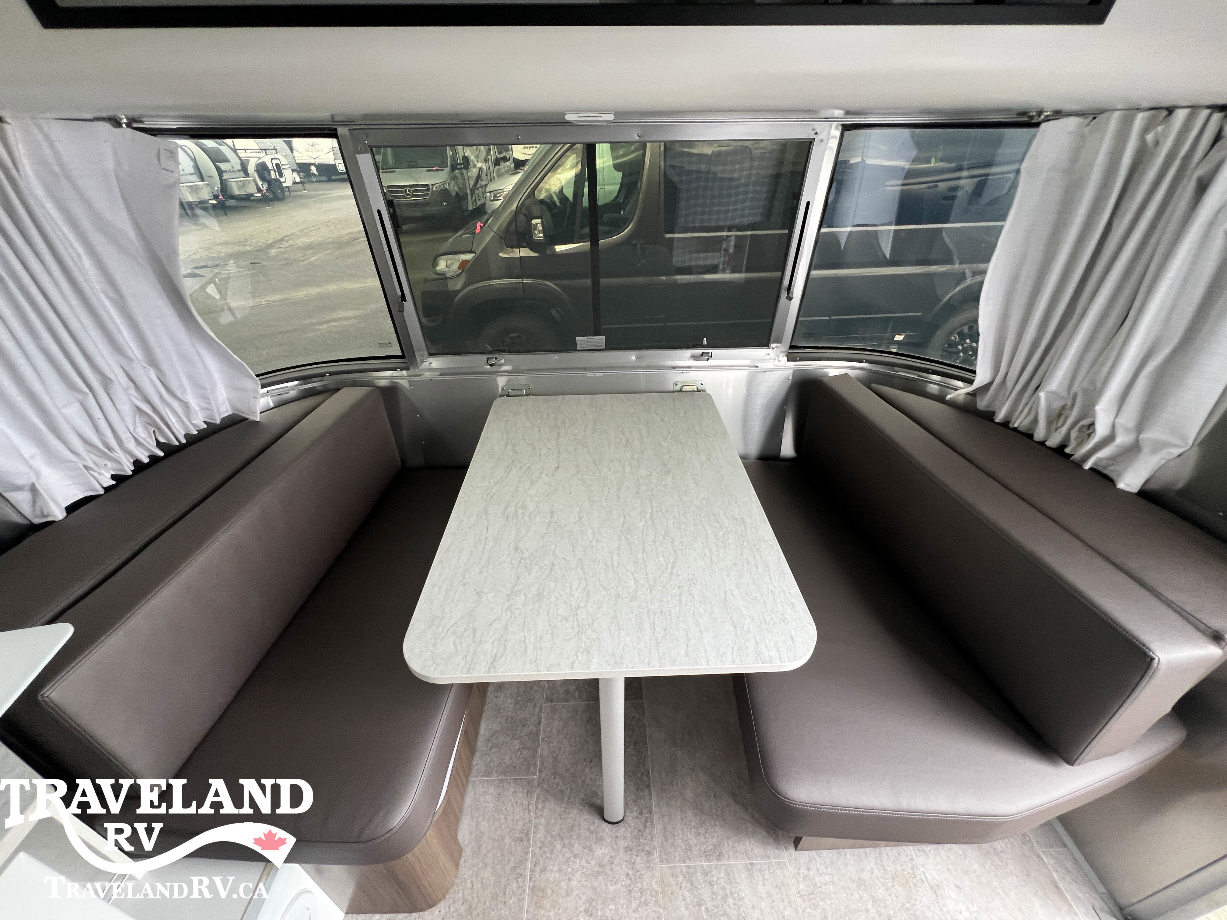 2024 Airstream Caravel 19CB - Image 13