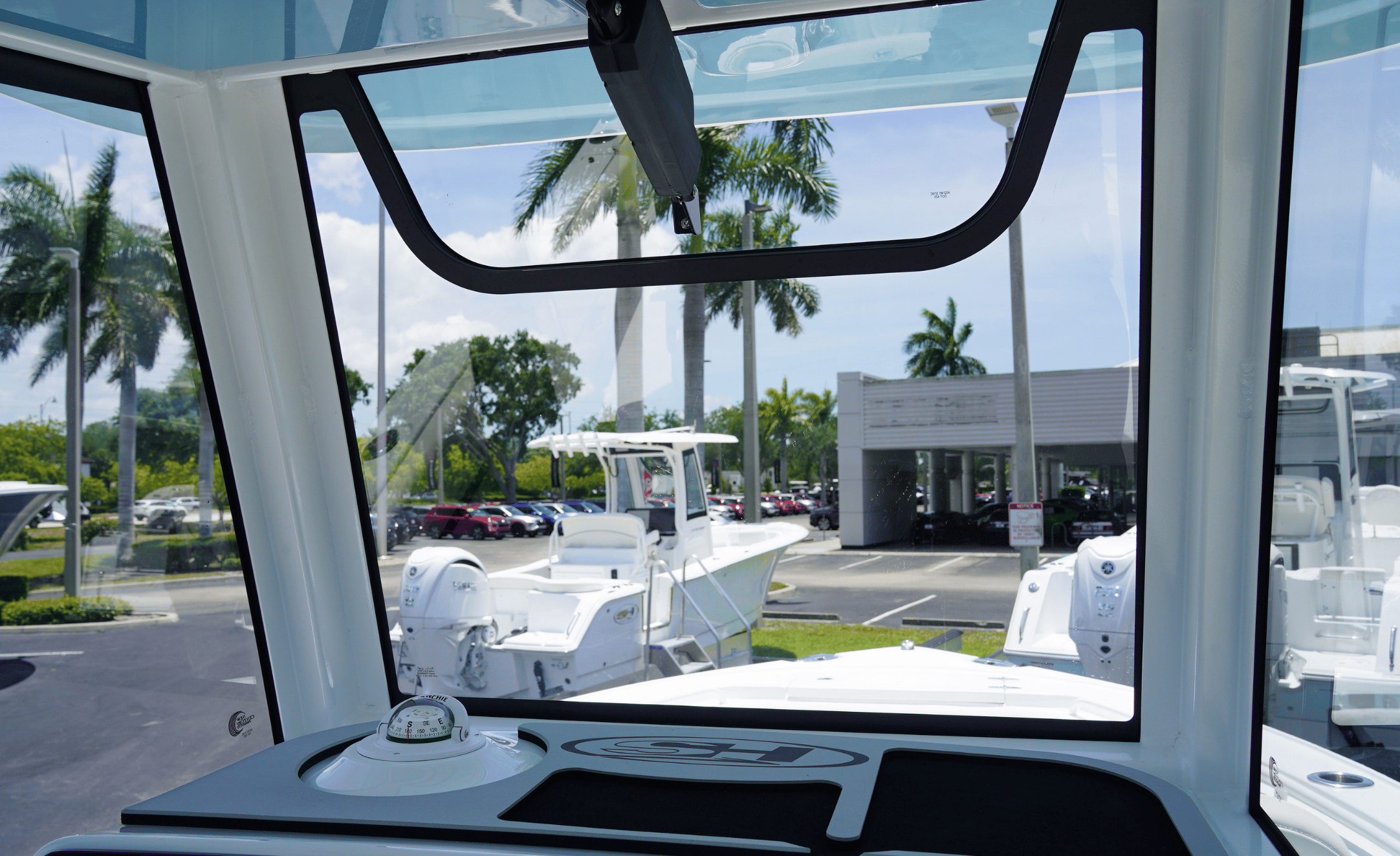 2026 Sea Hunt ULTRA 255SE - Image 31