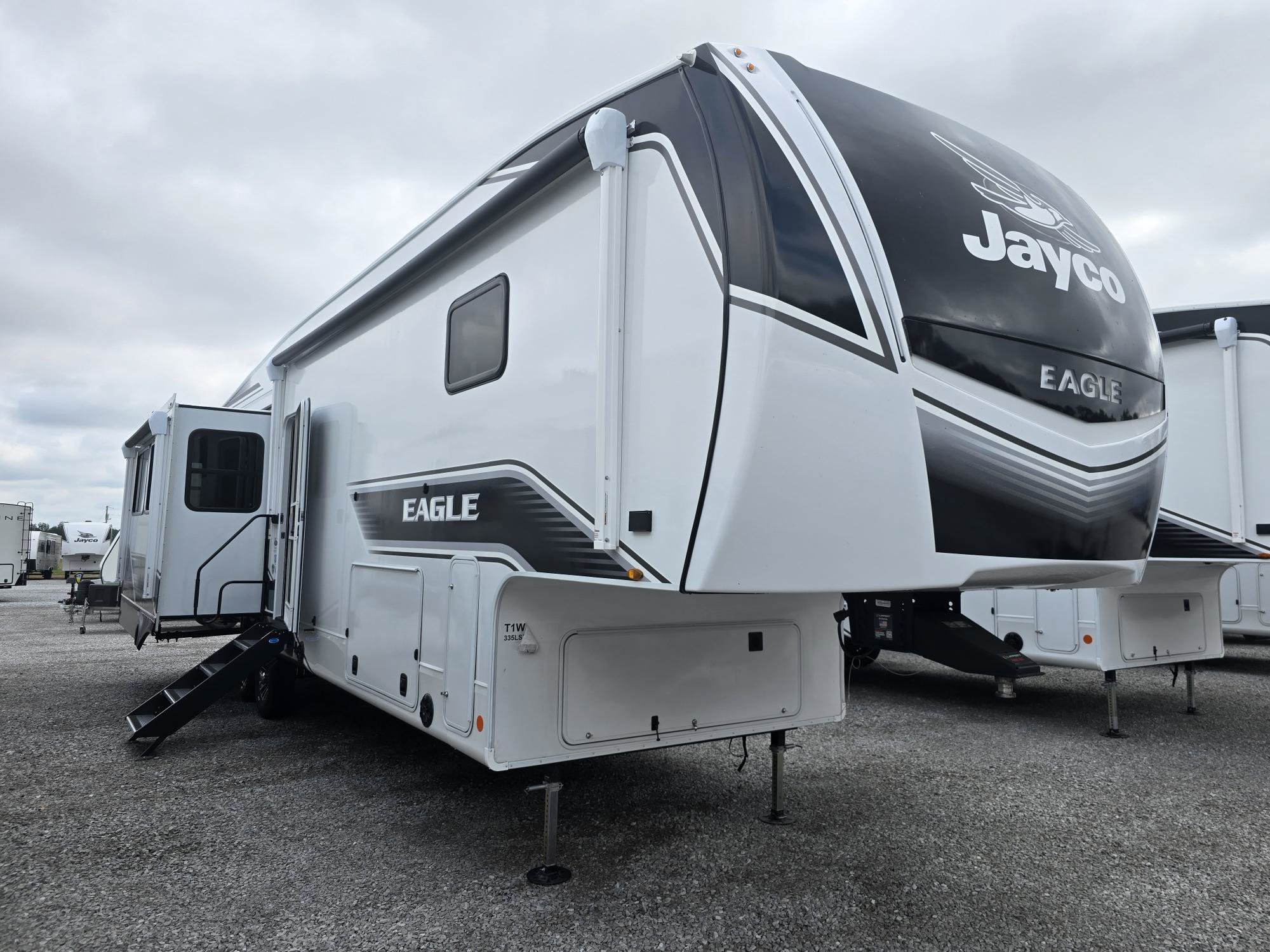 2026 JAYCO EAGLE 335LSTS - Image 1
