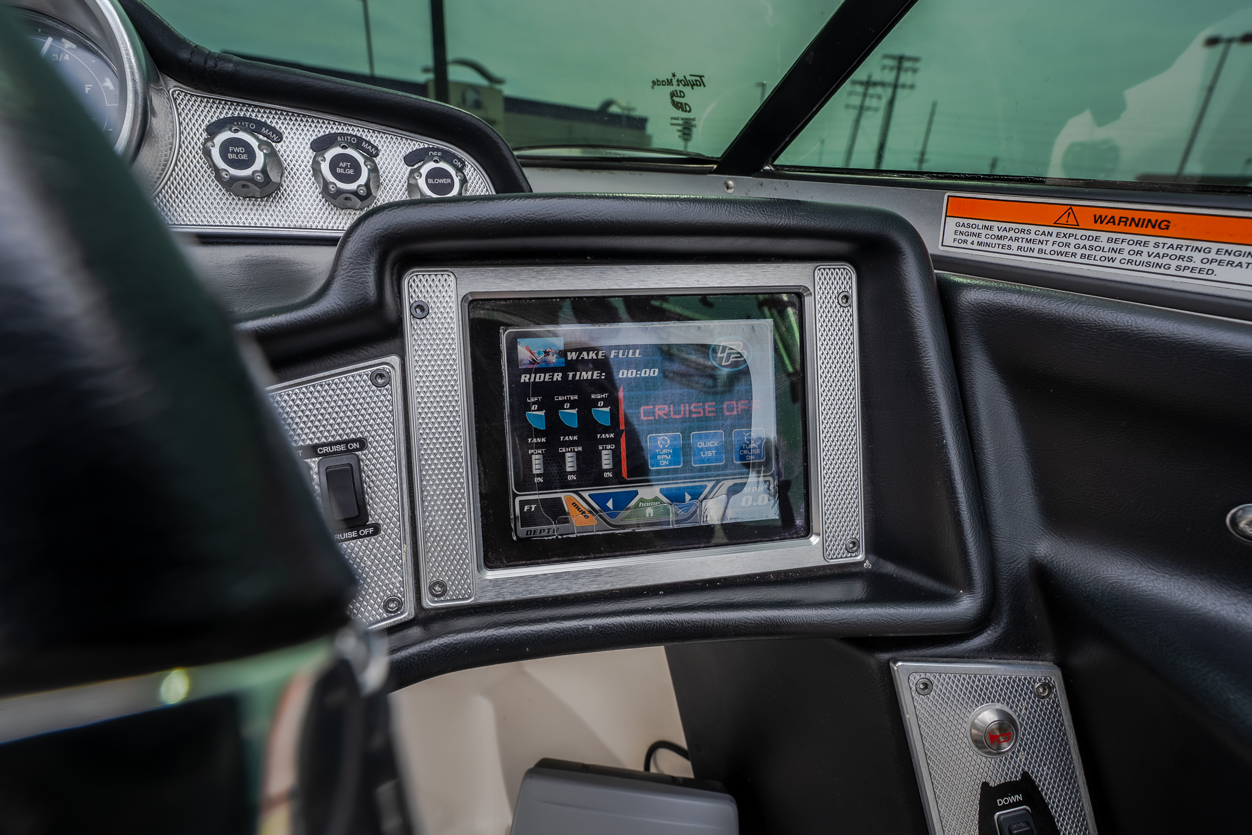 2012 MasterCraft X55 - Image 42