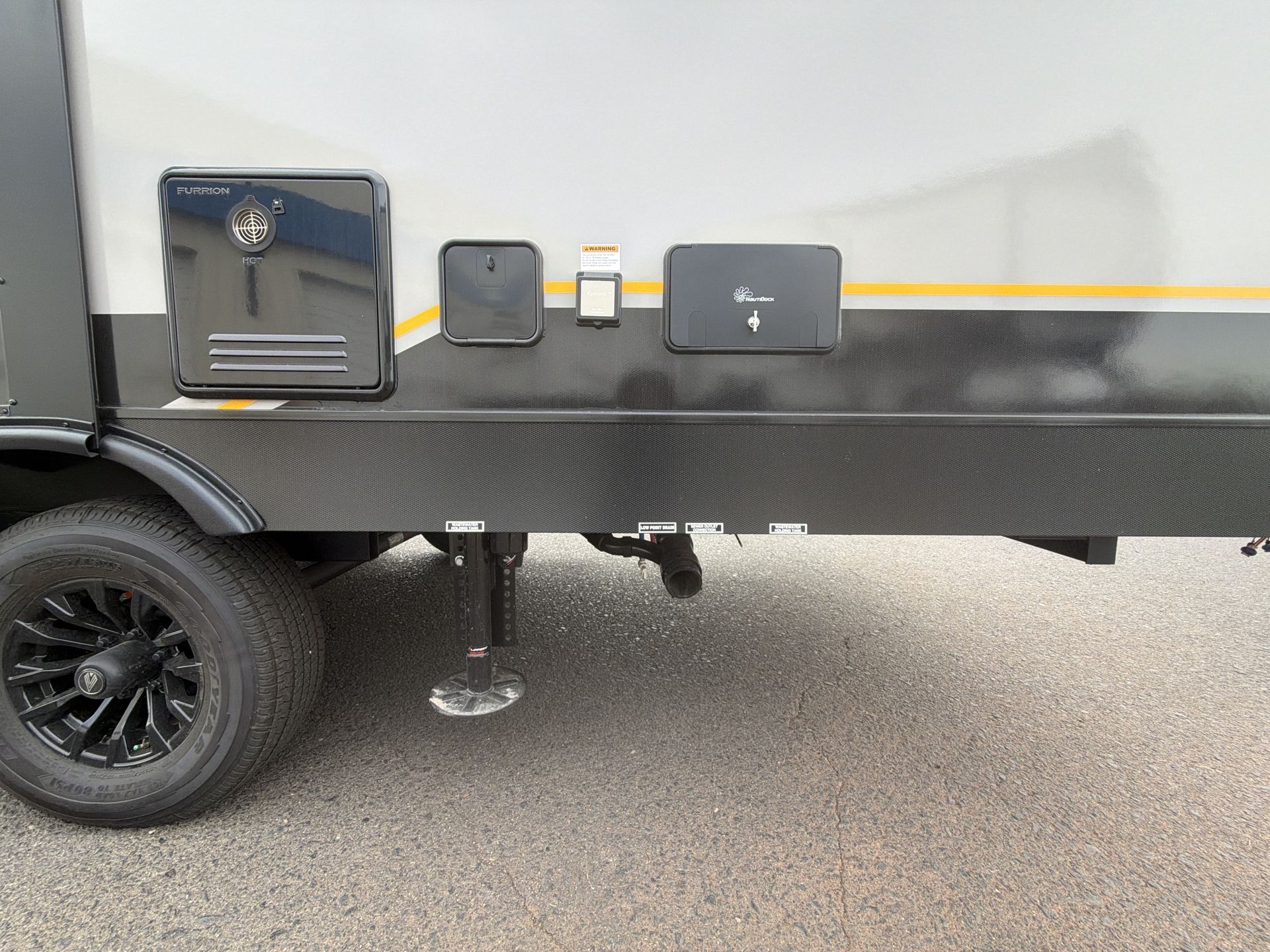 2027 Ember RV Touring Edition 2200ETL - Image 39