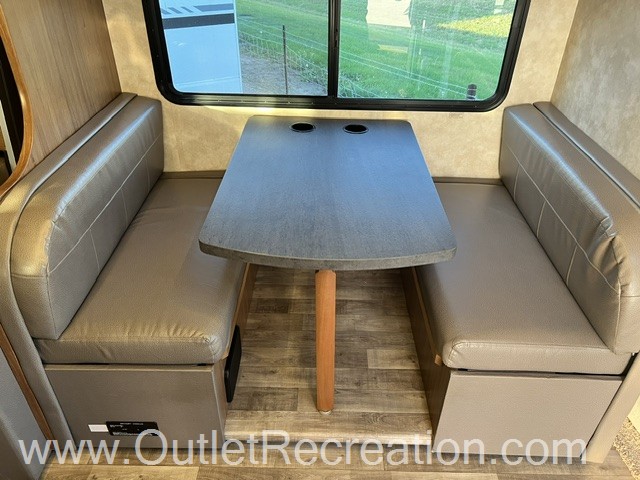 2019 Winnebago View 24D - Image 10
