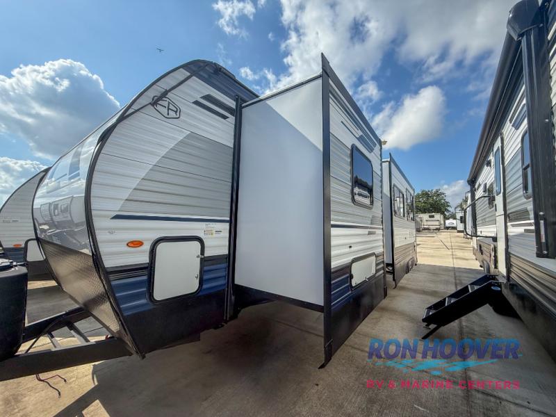 2024 PALOMINO 29BHSQ - Image 3