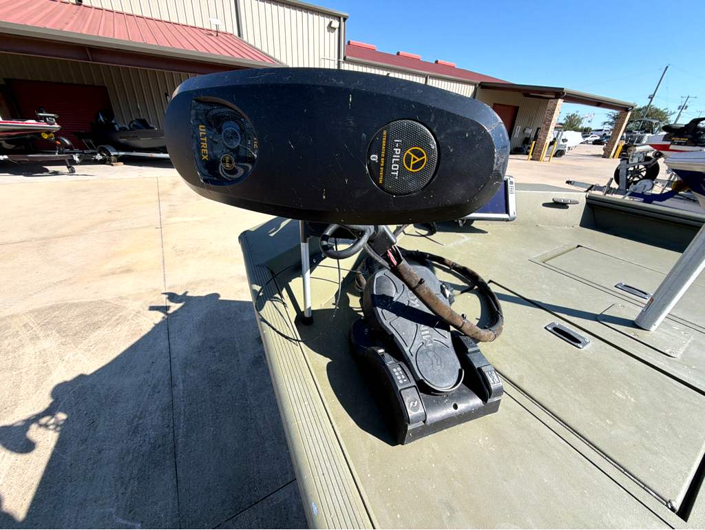 2021 LOWE ROUGHNECK 2070CC - Image 23