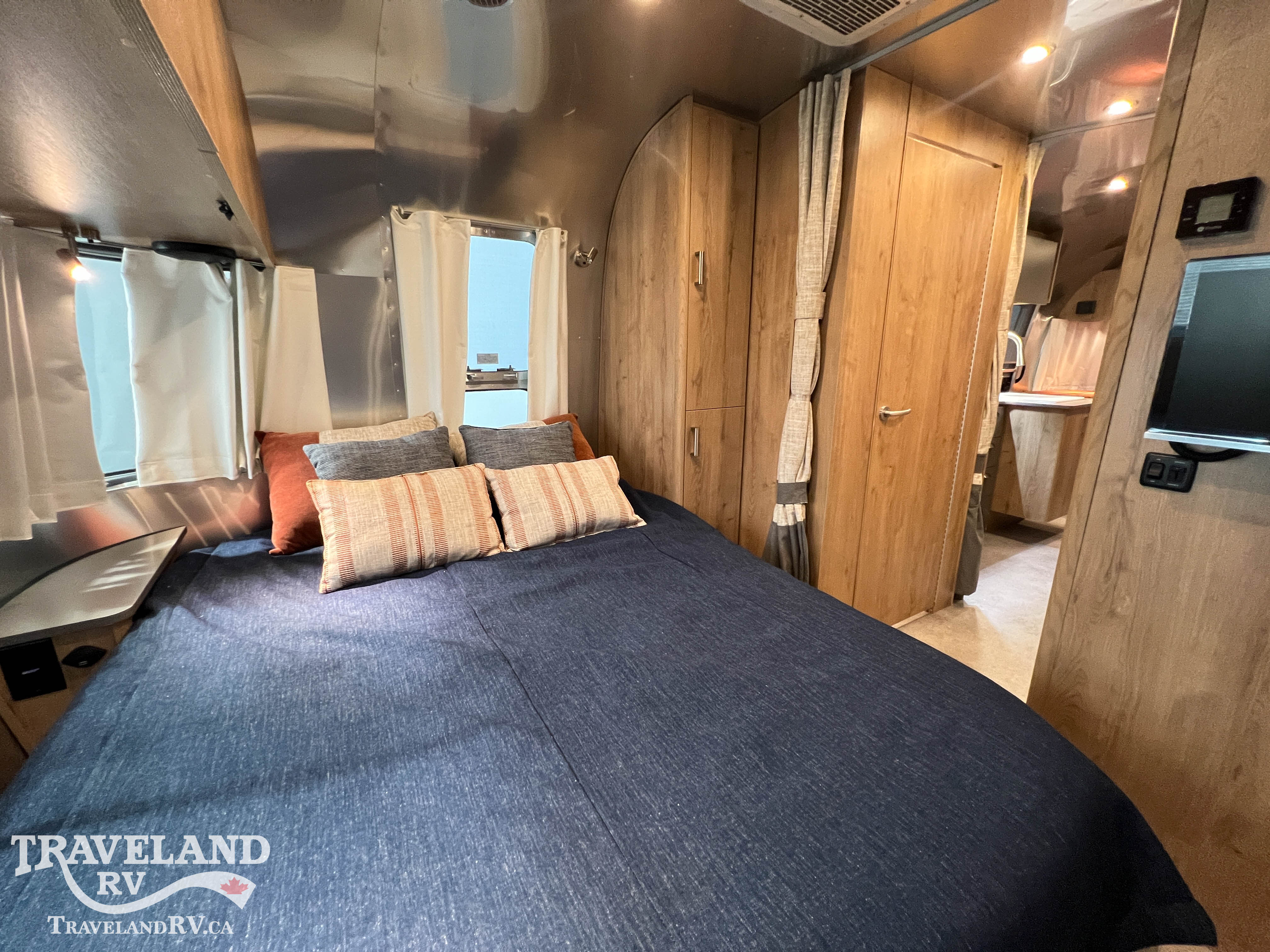 2026 Airstream Trade Wind 25FB - Image 22