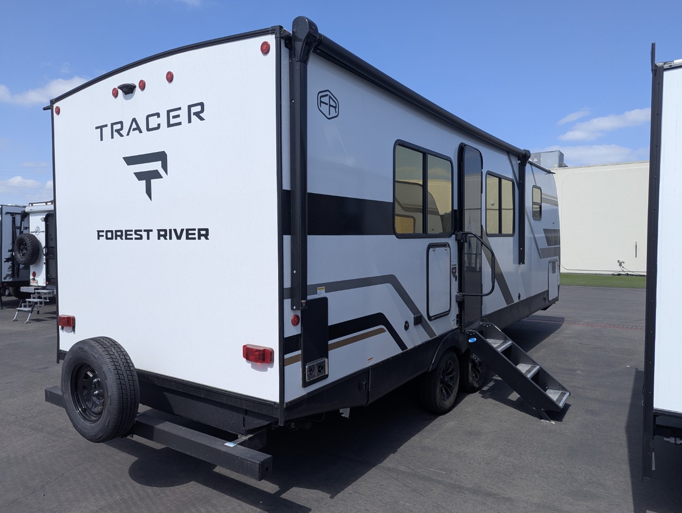 2026 Prime Time Tracer 248RE - Image 4