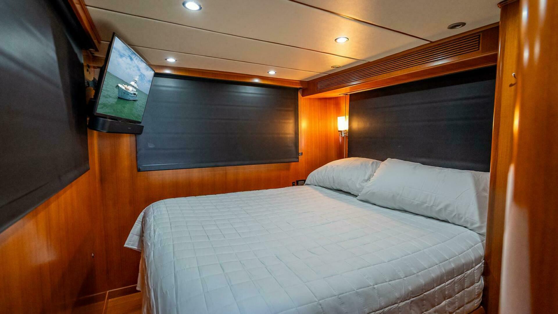 2009 Nordhavn 76 - Image 49