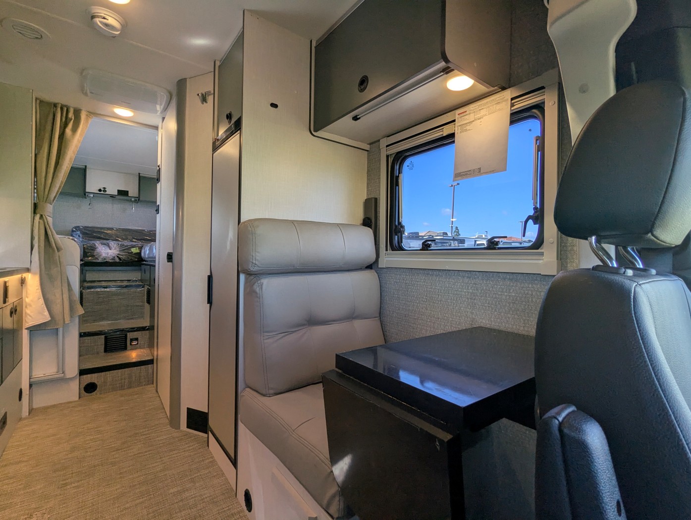 2026 Winnebago EKKO Sprinter 23B AWD - Image 8