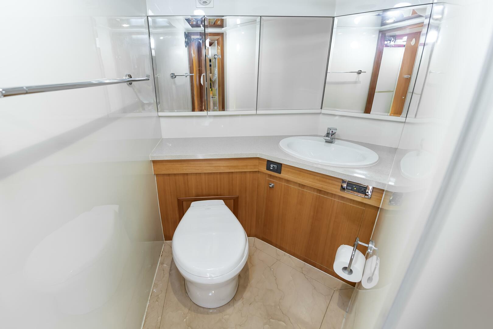 2017 Johnson 93 Flybridge - Image 105